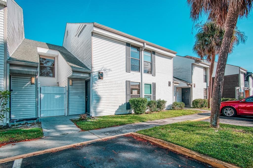 728 HAVEN PLACE UNIT 728 TARPON SPRINGS, FL 34689
