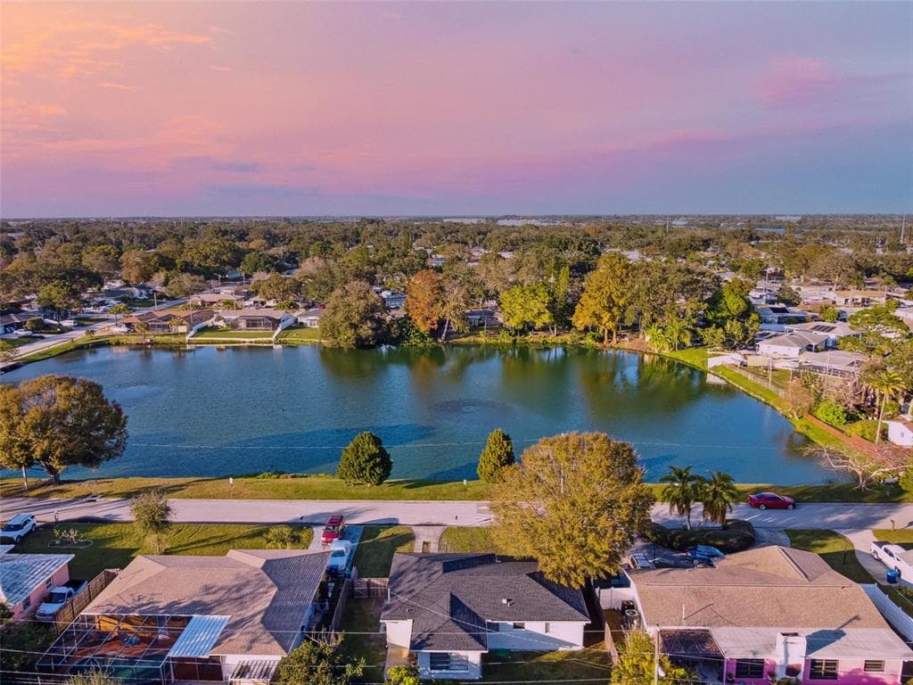 9812 48TH AVENUE N ST PETERSBURG, FL 33708