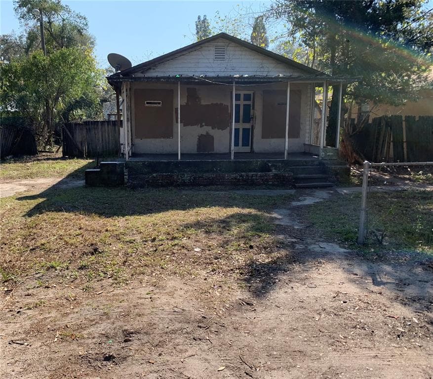 4231 E EMMA STREET TAMPA, FL 33610
