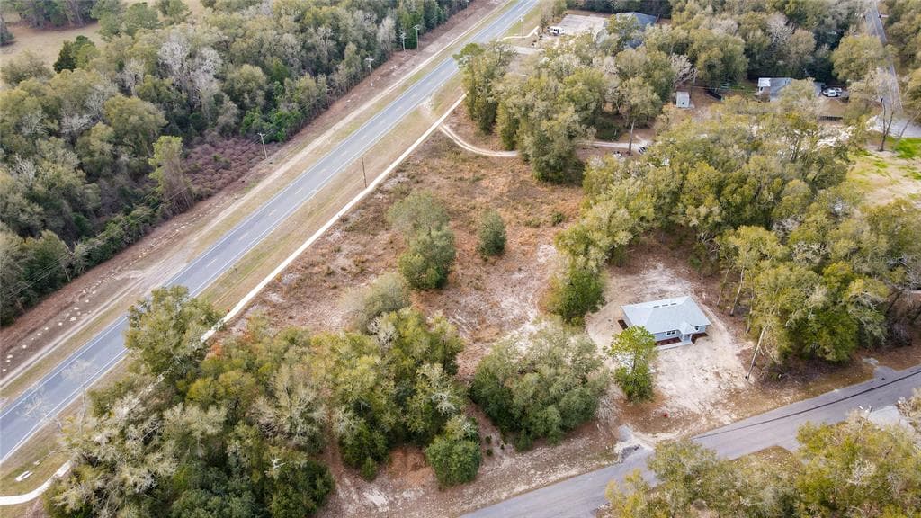6722 SW US HWY 27 FORT WHITE, FL 32038