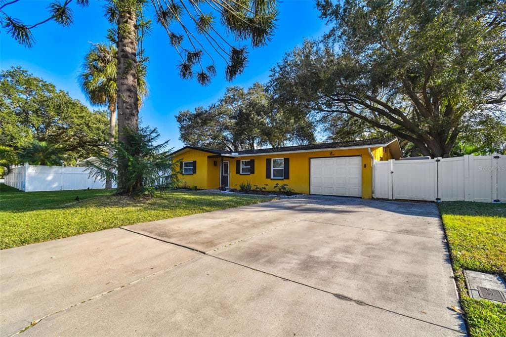 3135 SAN BERNADINO STREET CLEARWATER, FL 33759