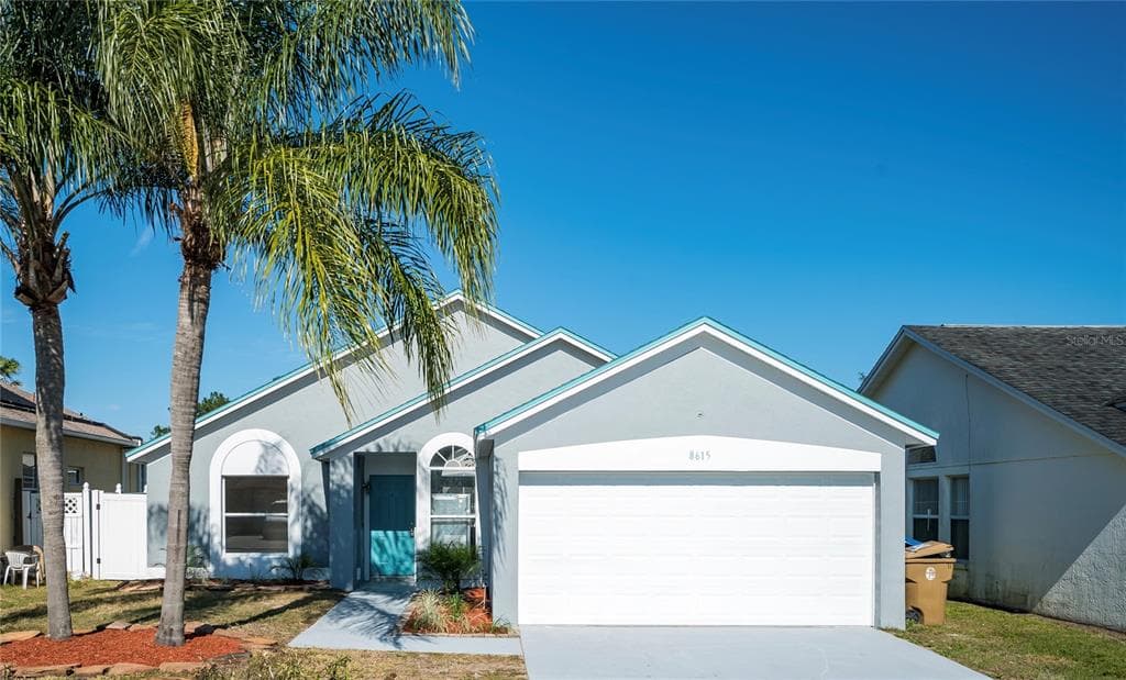 8615 WELLINGTON LOOP KISSIMMEE, FL 34747