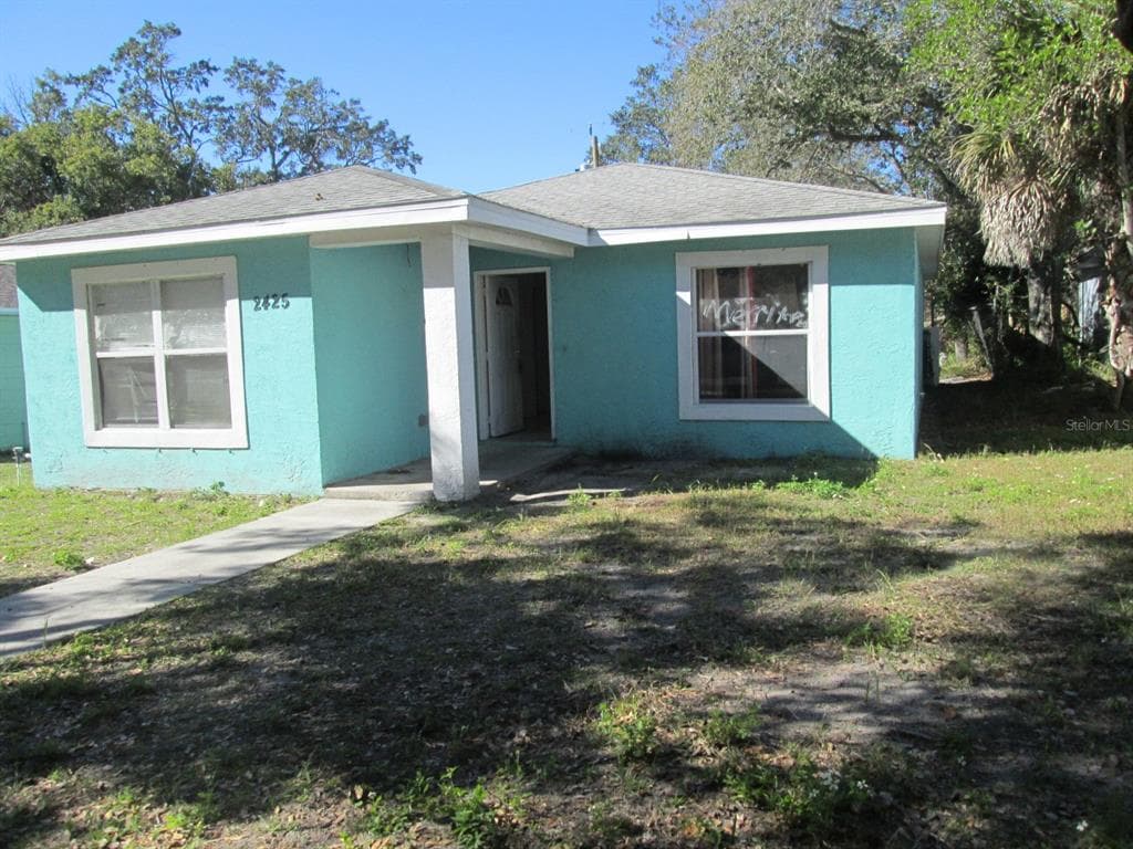 2425 20TH STREET S ST PETERSBURG, FL 33712
