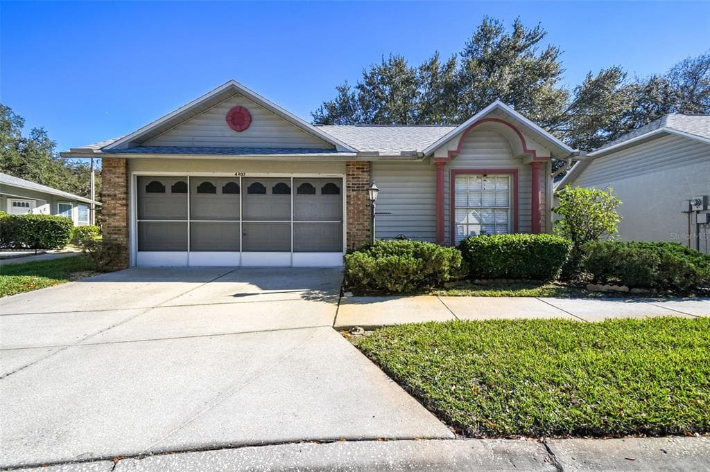 4902 BEDFORD MALL COURT NEW PORT RICHEY, FL 34655