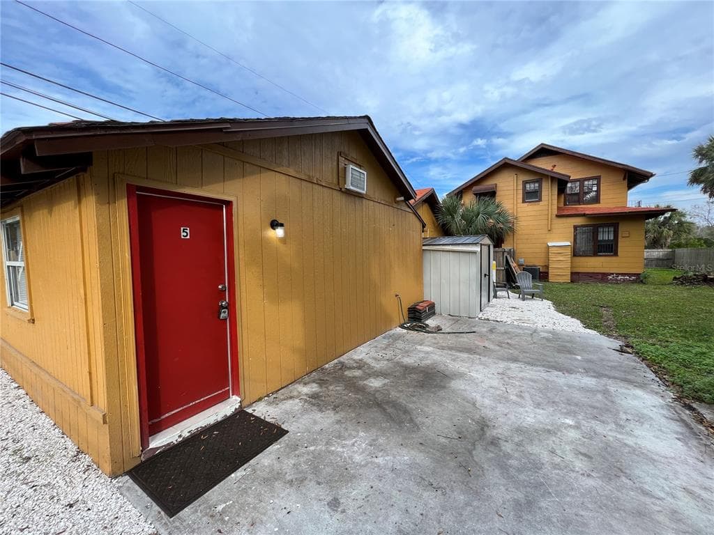 3625 6TH STREET S UNIT 5 ST PETERSBURG, FL 33705