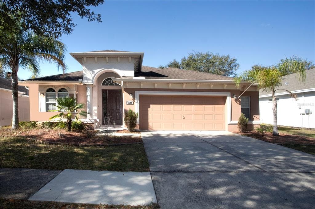 4508 FIELDVIEW CIRCLE WESLEY CHAPEL, FL 33545