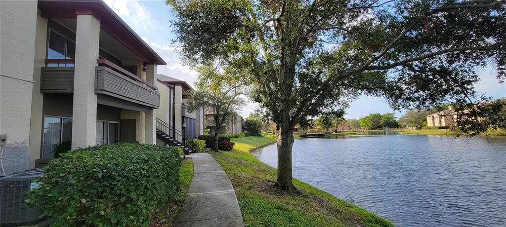 10263 GANDY BOULEVARD N UNIT 310 ST PETERSBURG, FL 33702