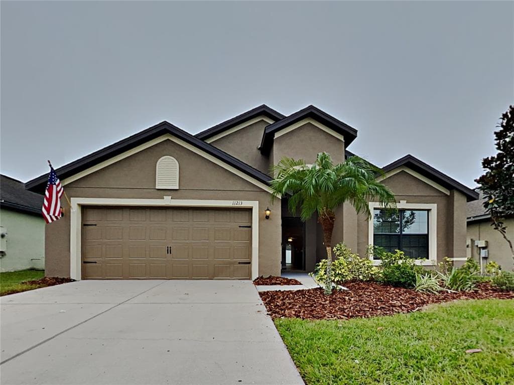 11213 CARRICK STONE STREET WIMAUMA, FL 33598