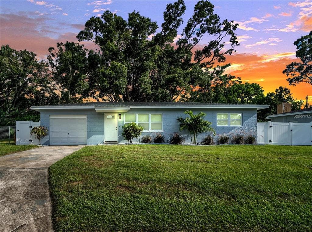 3654 27TH AVENUE S ST PETERSBURG, FL 33711