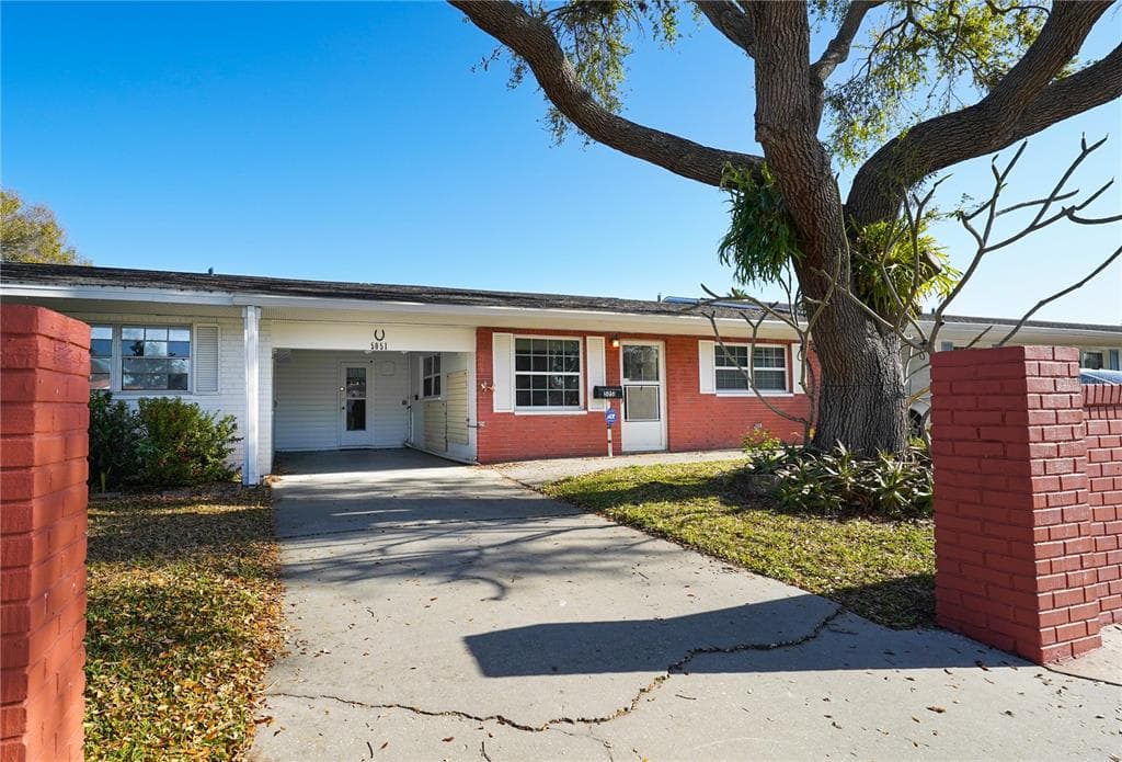 5051 98TH AVENUE N PINELLAS PARK, FL 33782