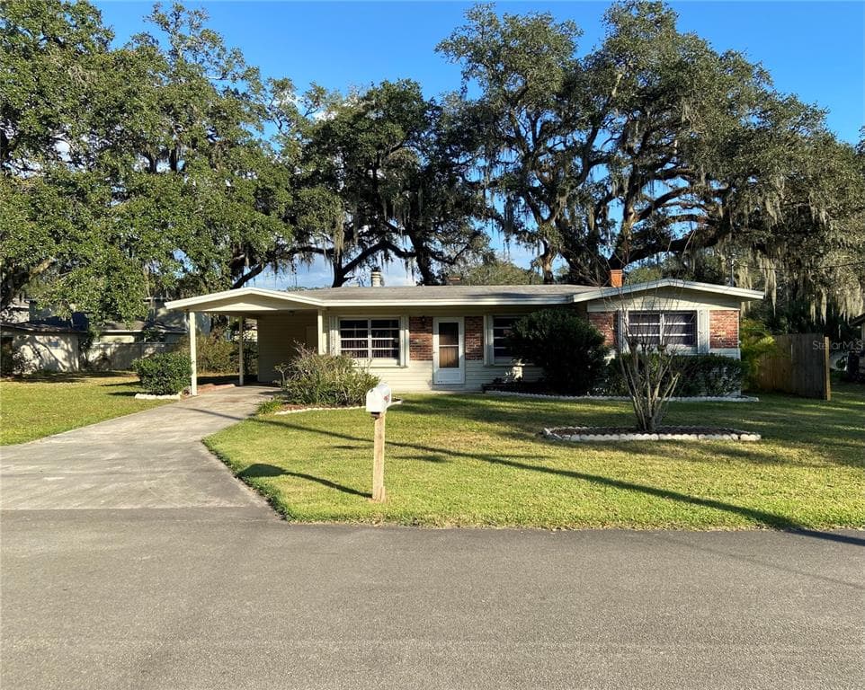 6813 OAKDALE DRIVE