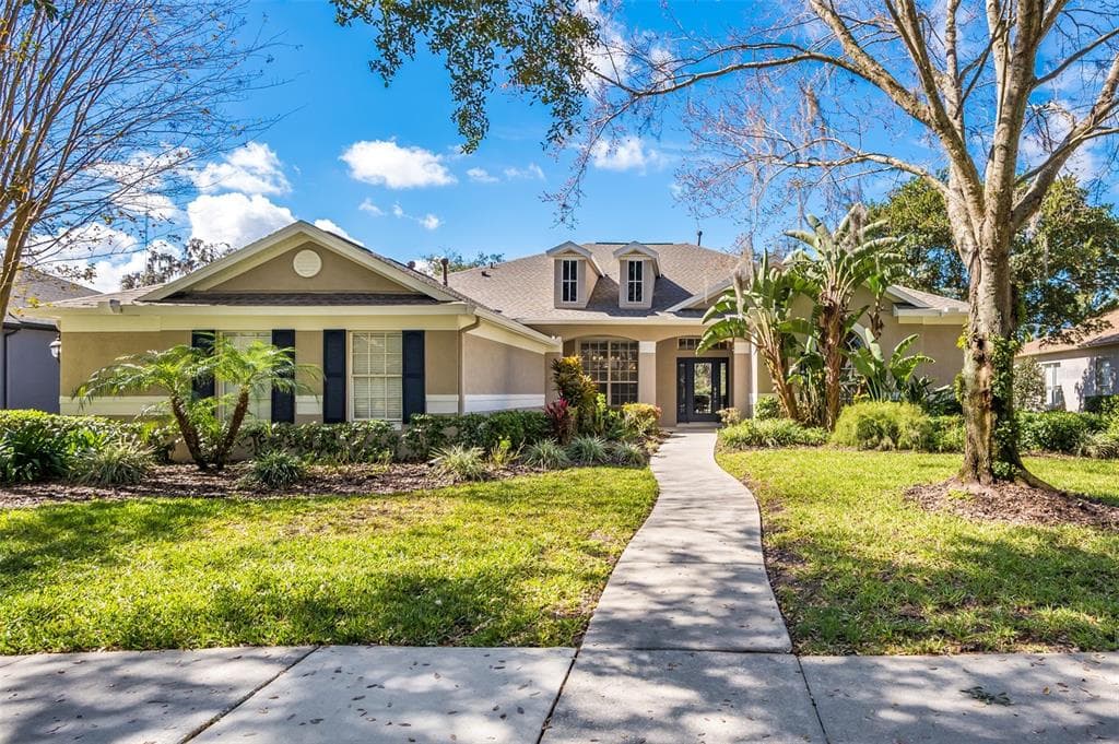 15235 KESTRELRISE DRIVE LITHIA, FL 33547