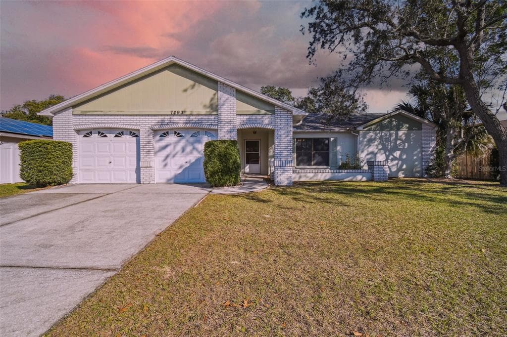 7493 PHILATELIC DRIVE SPRING HILL, FL 34606