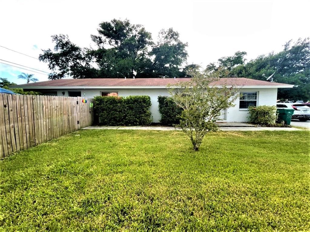 11332 WALSINGHAM ROAD SEMINOLE, FL 33778