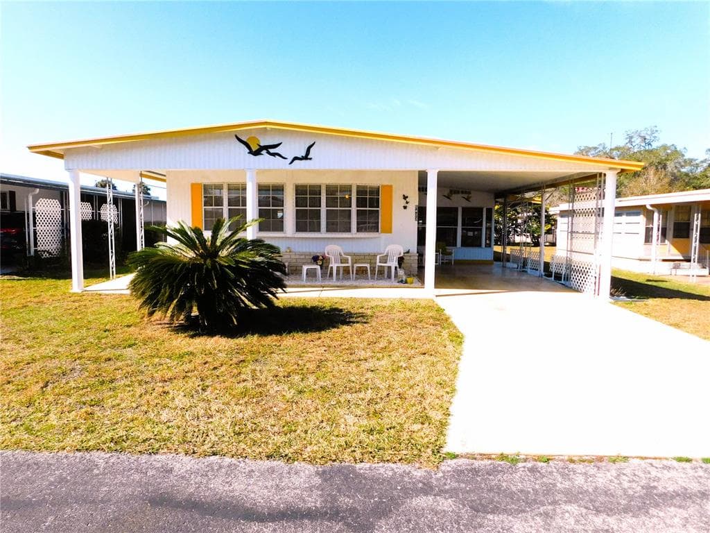 5423 AMANDA STREET ZEPHYRHILLS, FL 33542