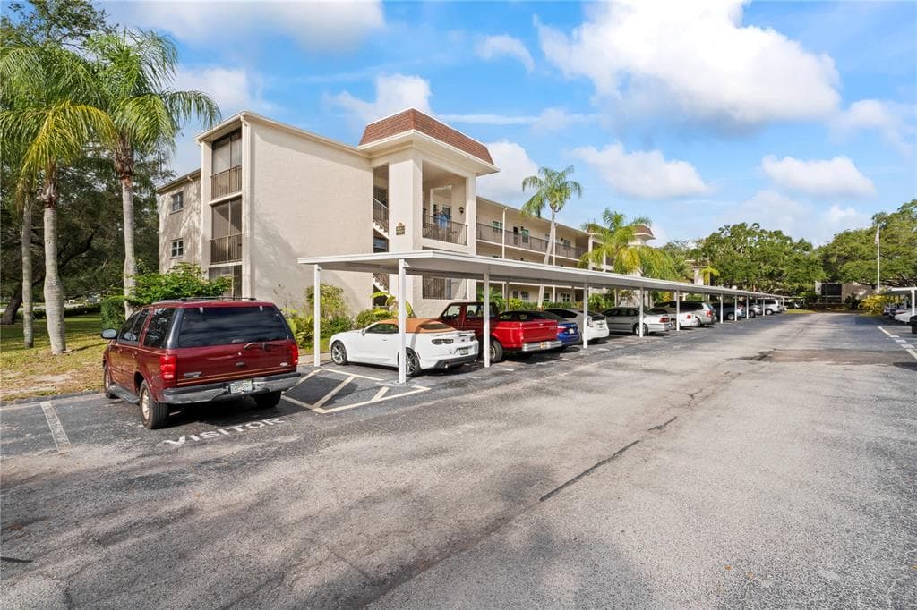 860 VIRGINIA STREET UNIT 203 DUNEDIN, FL 34698