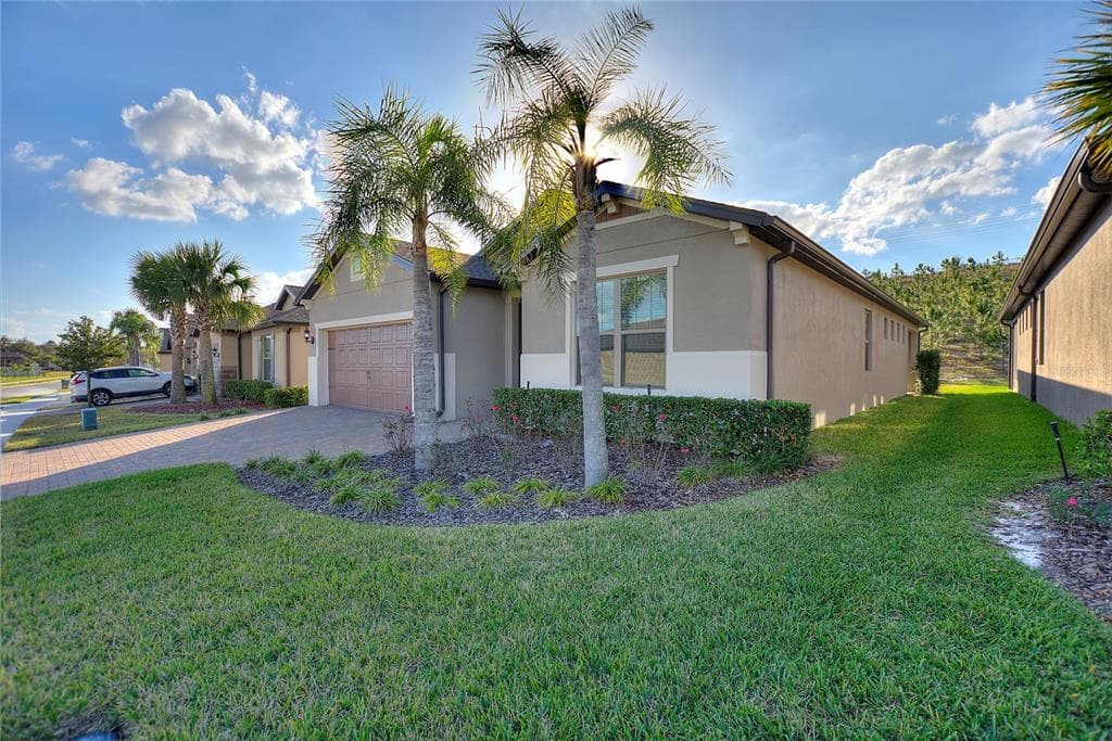377 ALMANSA STREET DAVENPORT, FL 33837