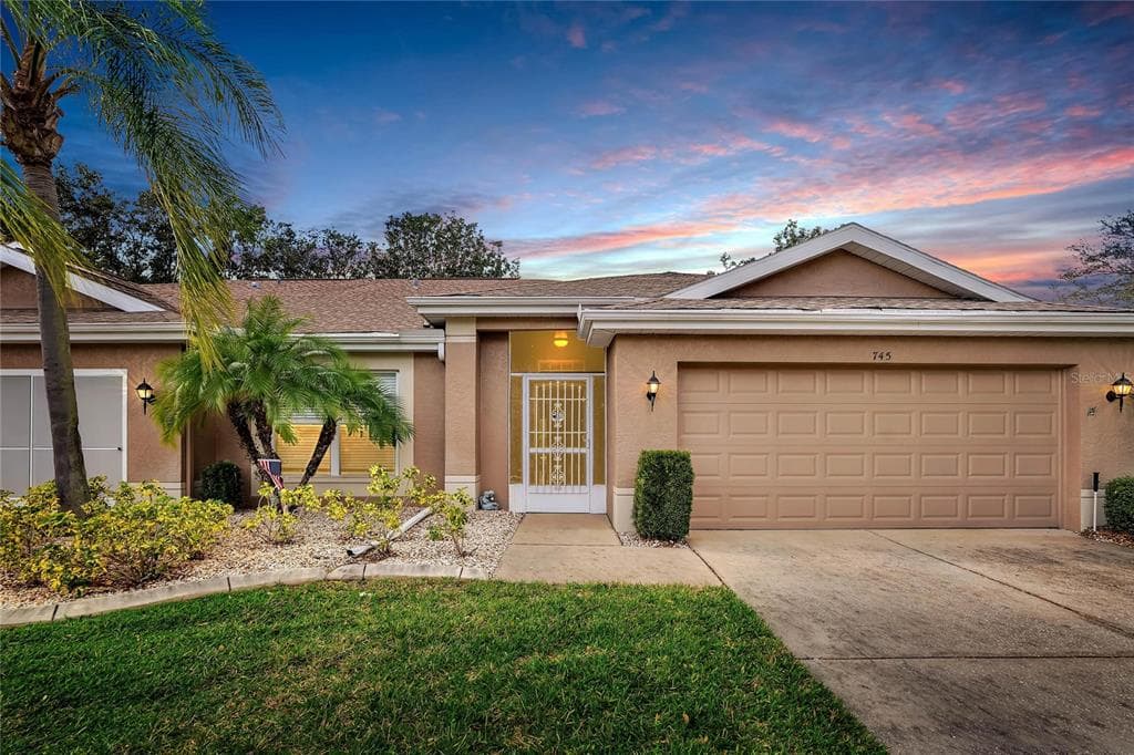 745 MCDANIEL STREET UNIT 221 SUN CITY CENTER, FL 33573