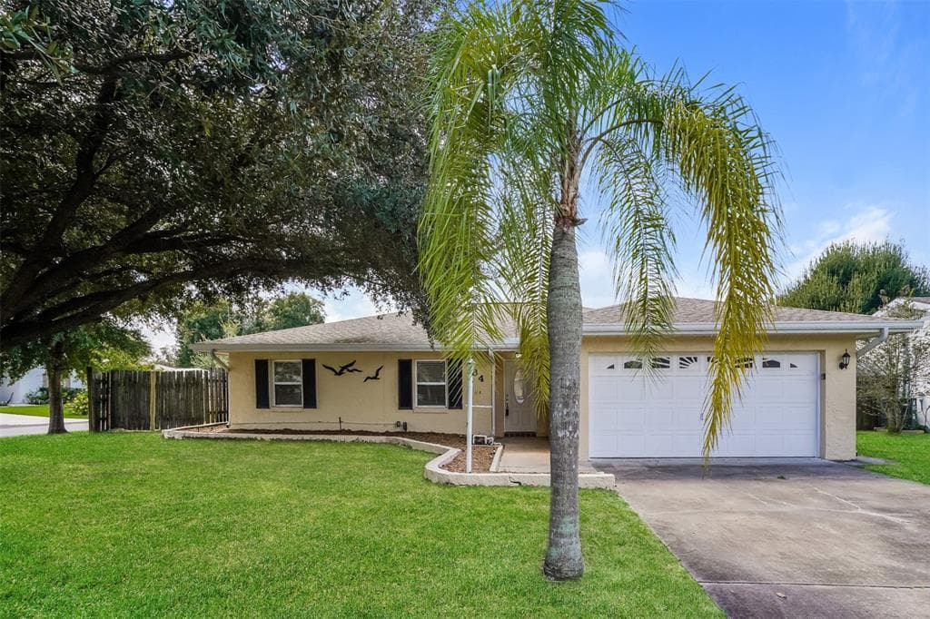 184 LAGOON ROAD WINTER HAVEN, FL 33884
