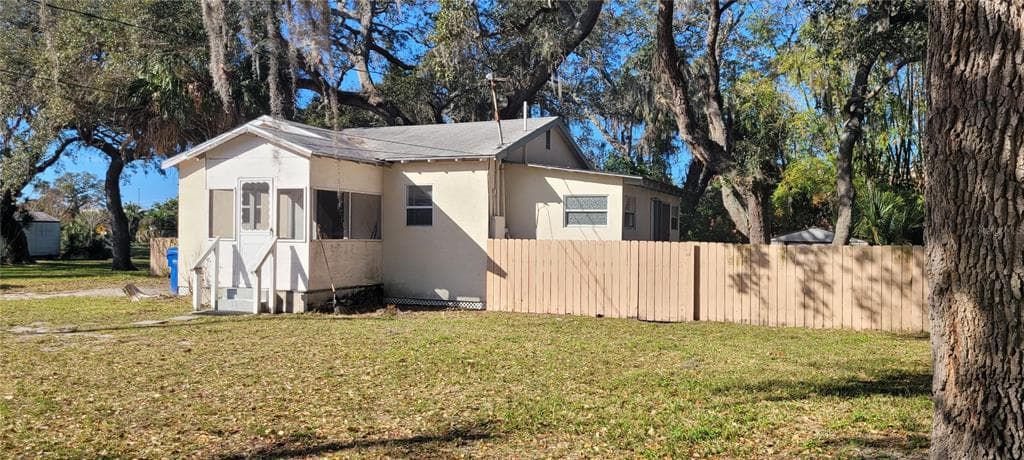 163 11TH STREET SW LARGO, FL 33770
