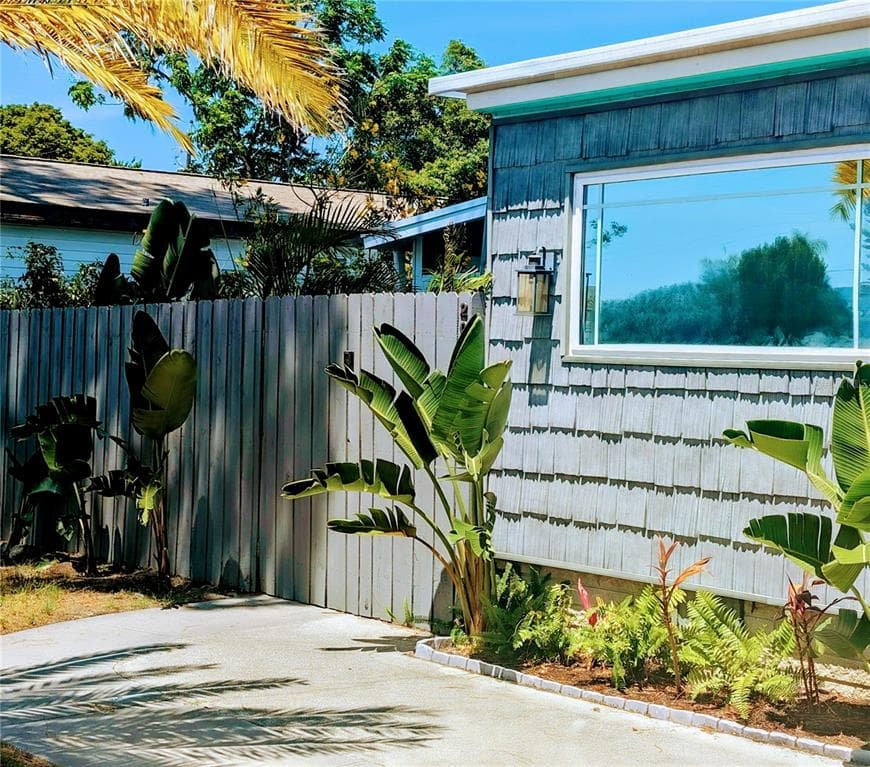 2010 KEPNER DRIVE