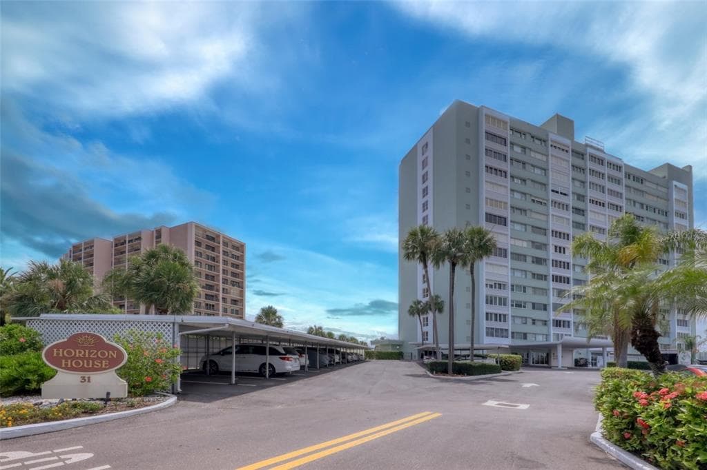 31 ISLAND WAY UNIT 609 CLEARWATER, FL 33767