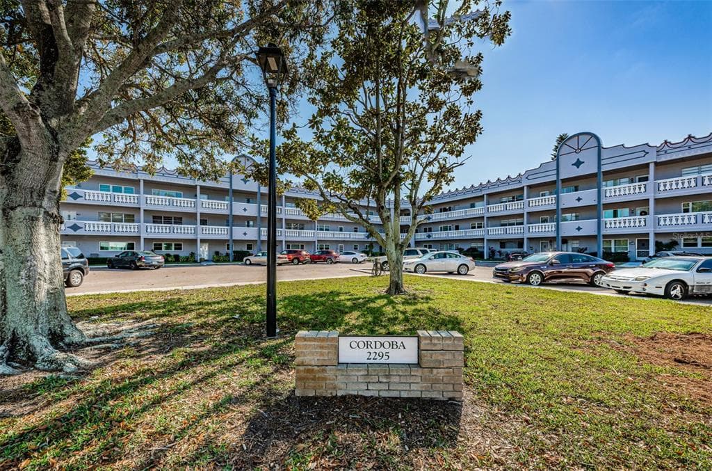 2295 AMERICUS BOULEVARD E UNIT 29 CLEARWATER, FL 33763