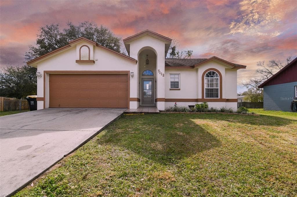 7112 PEBBLE PASS LOOP LAKELAND, FL 33810