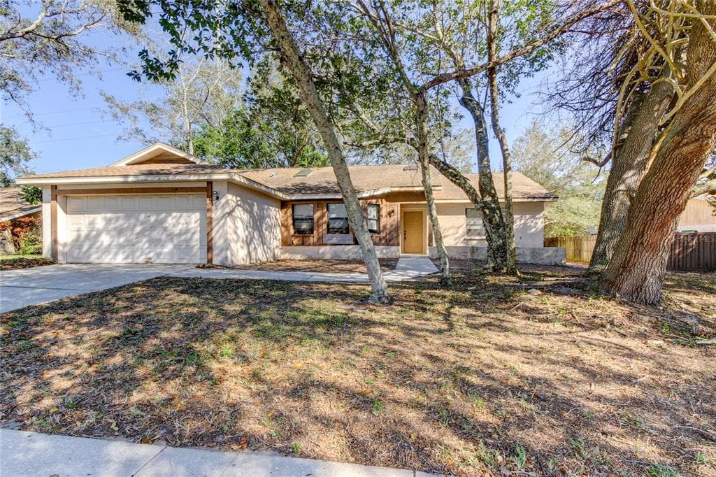 520 FERNSHIRE DRIVE PALM HARBOR, FL 34683