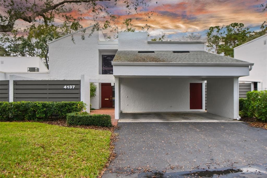 4137 NORTHMEADOW CIRCLE TAMPA, FL 33618