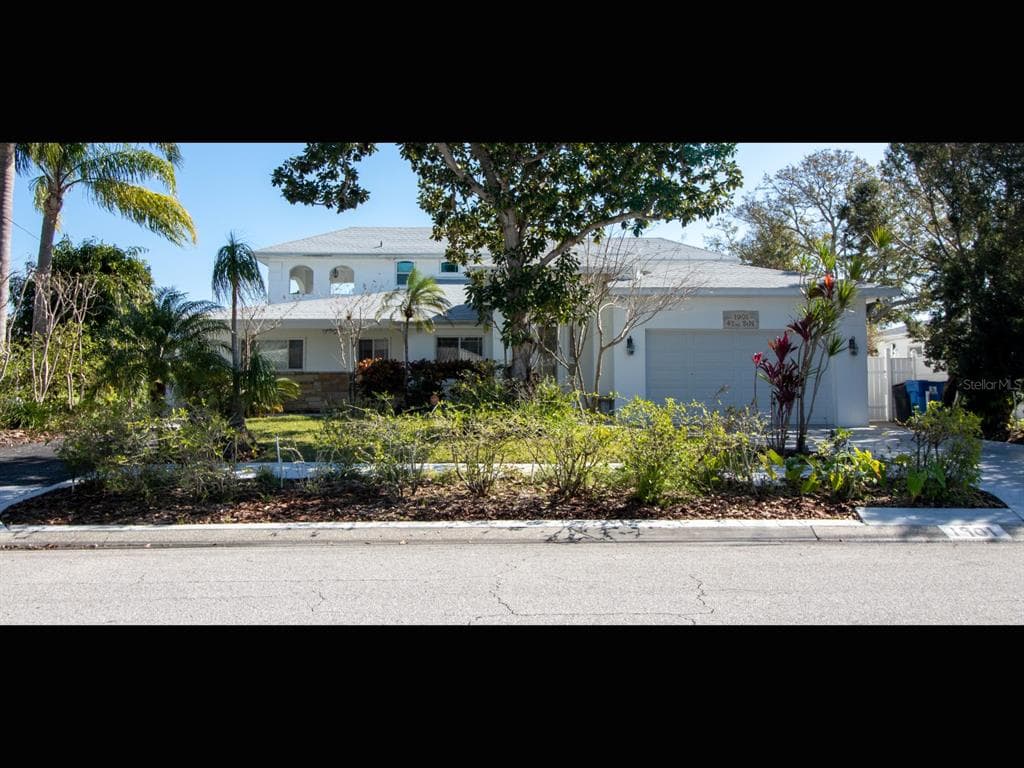 1901 42ND STREET N ST PETERSBURG, FL 33713