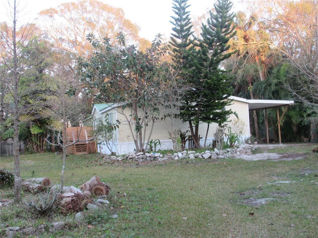 11514 NORTH STREET GIBSONTON, FL 33534