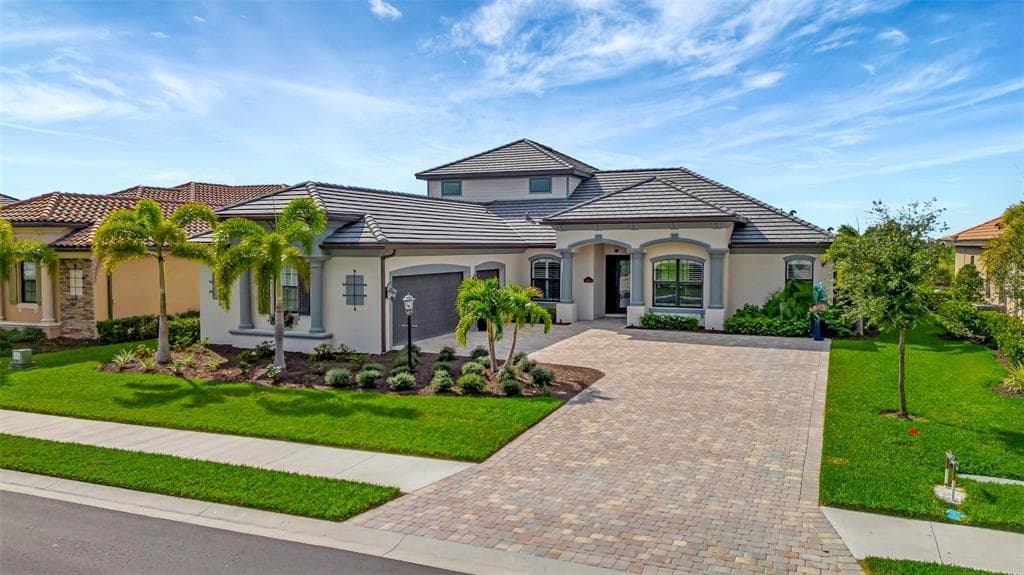 5622 MULLIGAN WAY BRADENTON, FL 34211