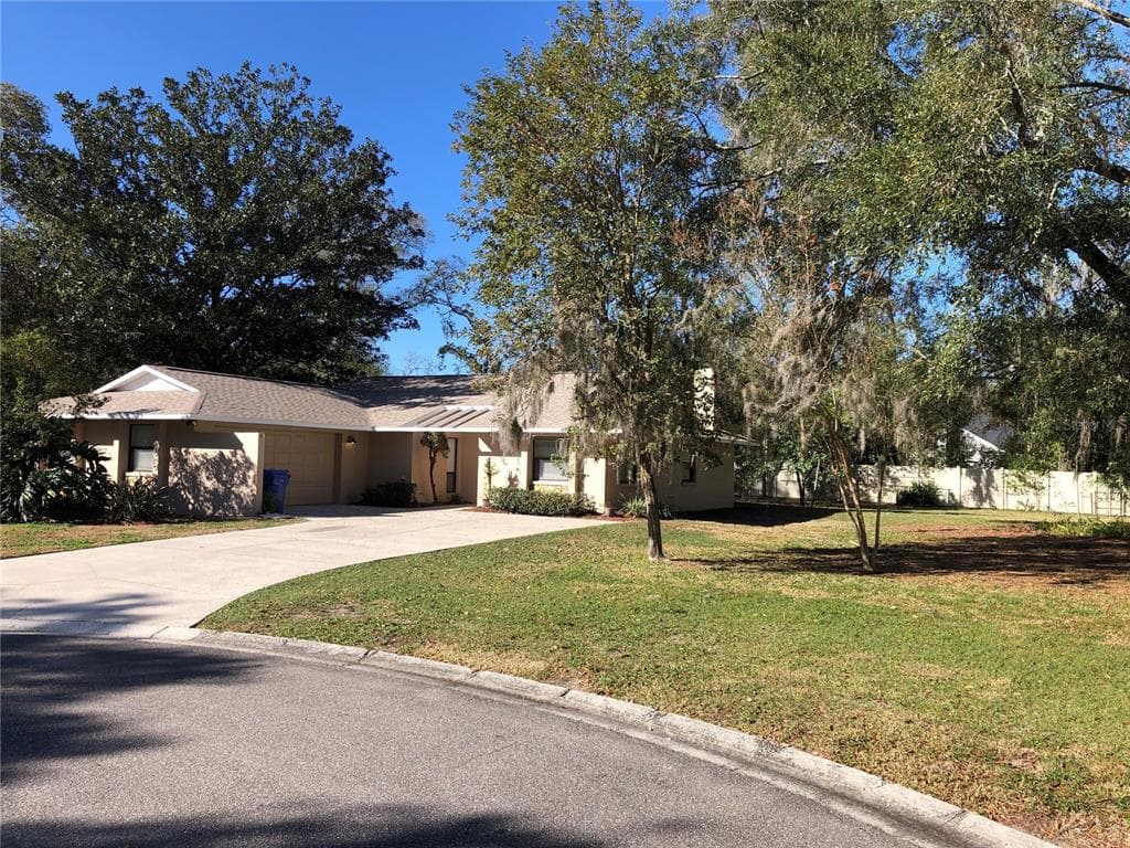 1403 POPE PLACE LUTZ, FL 33549