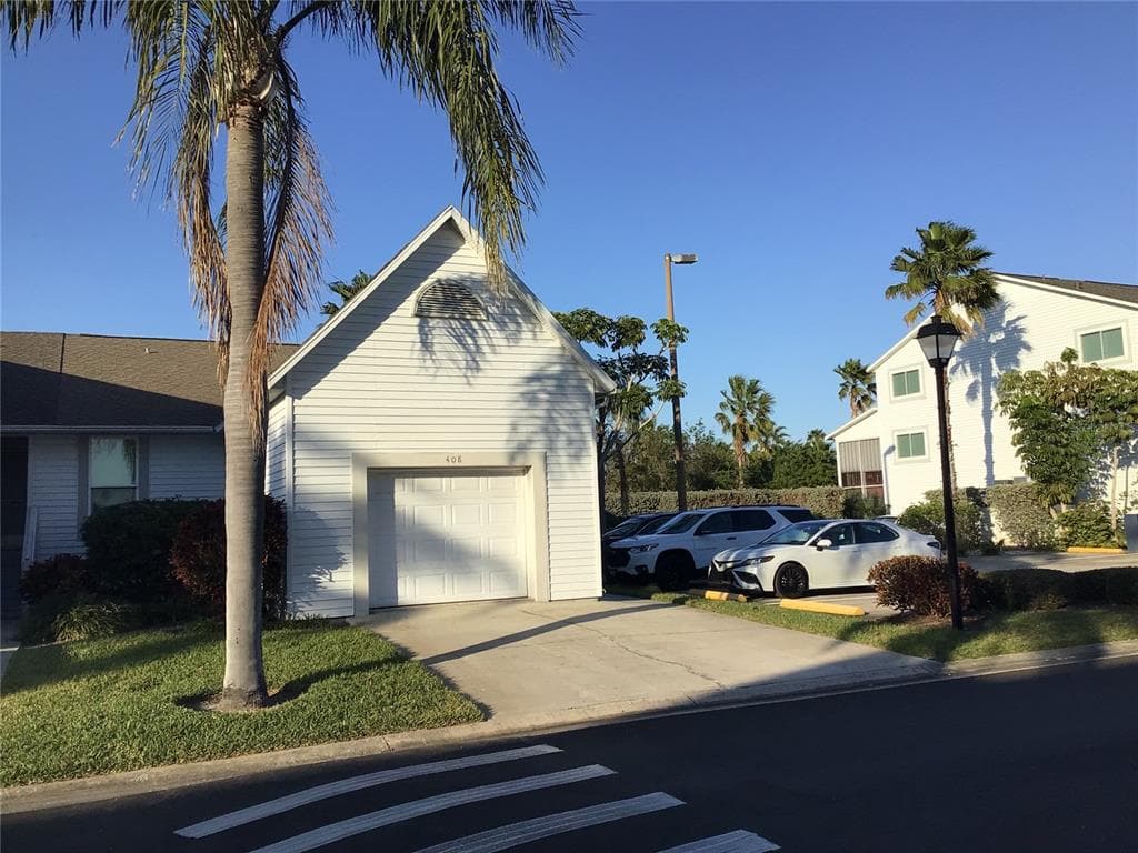 408 HIDDEN HARBOUR DRIVE