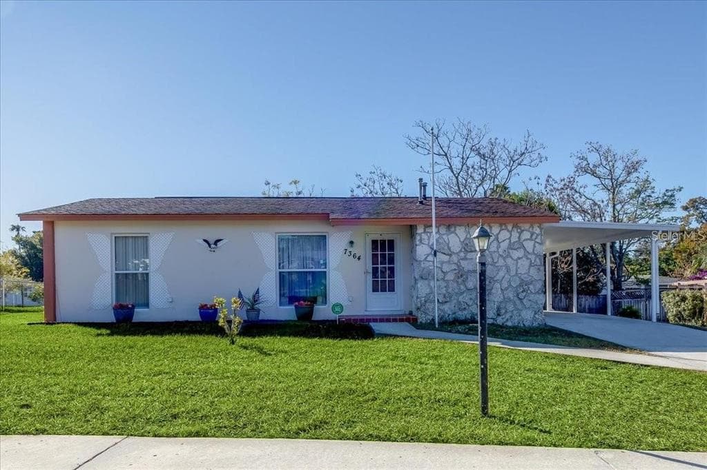 7364 PINEHURST DRIVE SPRING HILL, FL 34606