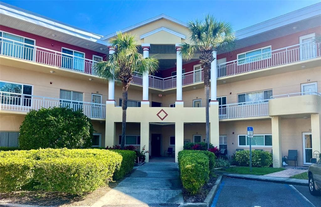 2021 SHANGRILA DRIVE UNIT 12 CLEARWATER, FL 33763