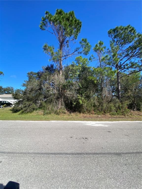 GIFFEN AVENUE NORTH PORT, FL 34291