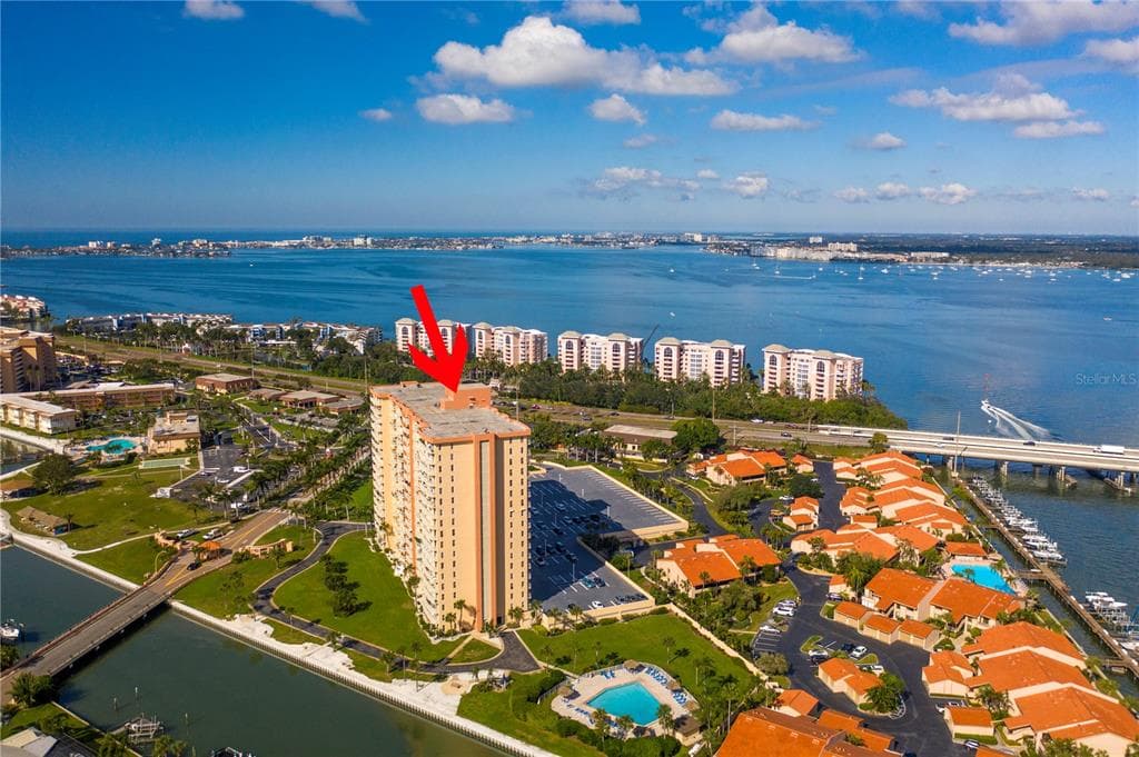 4900 BRITTANY DRIVE S UNIT 803 ST PETERSBURG, FL 33715