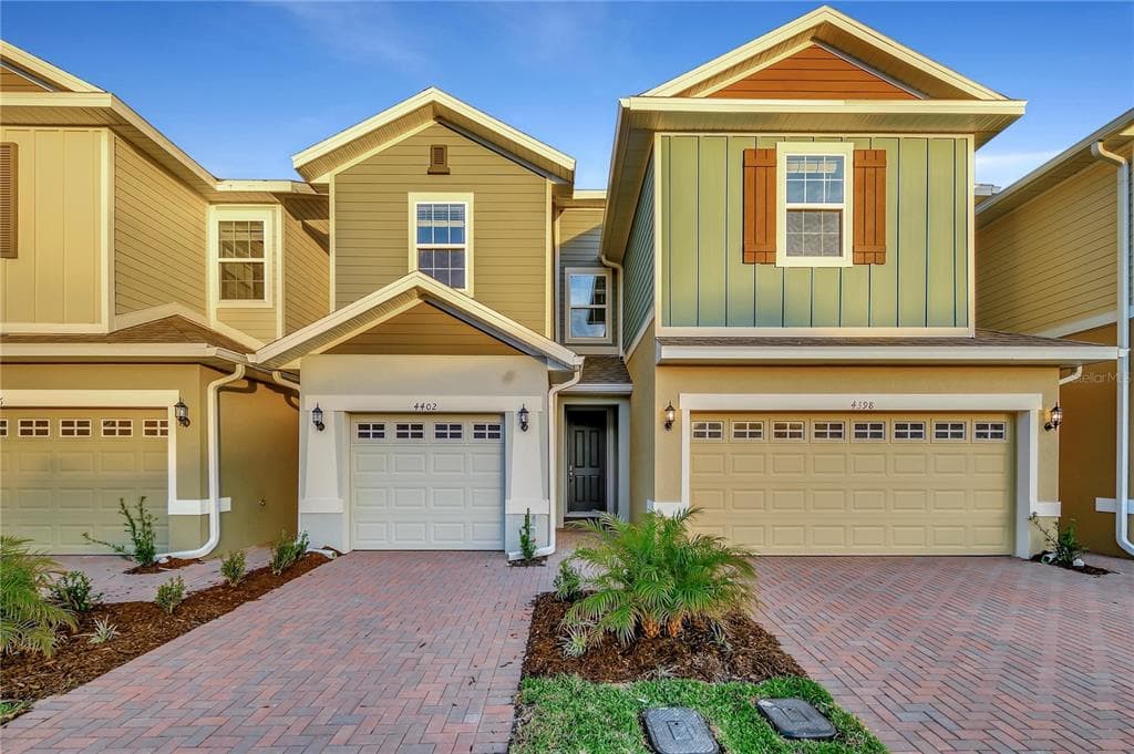 4402 SAILPLANE COURT WESLEY CHAPEL, FL 33545