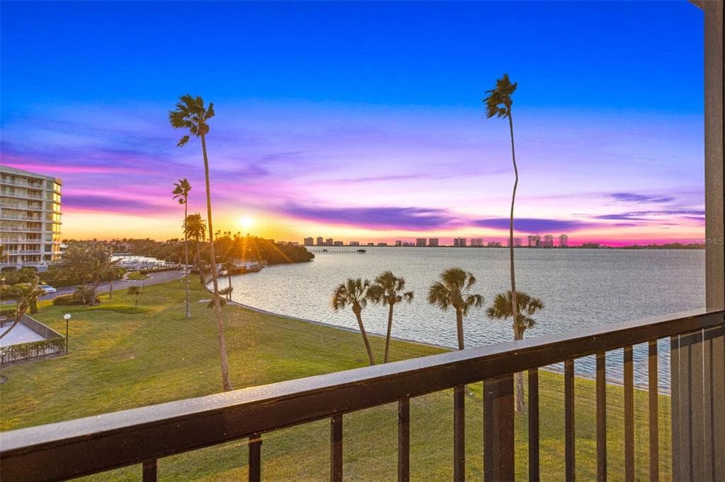 100 OAKMONT LANE UNIT 411-412 BELLEAIR, FL 33756