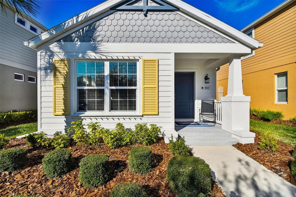 3927 COTTAGE HILL AVENUE PARRISH, FL 34219
