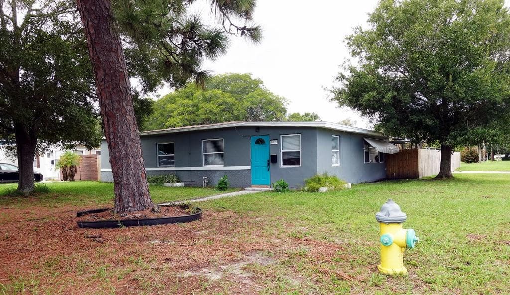 1001 58TH AVENUE N ST PETERSBURG, FL 33703