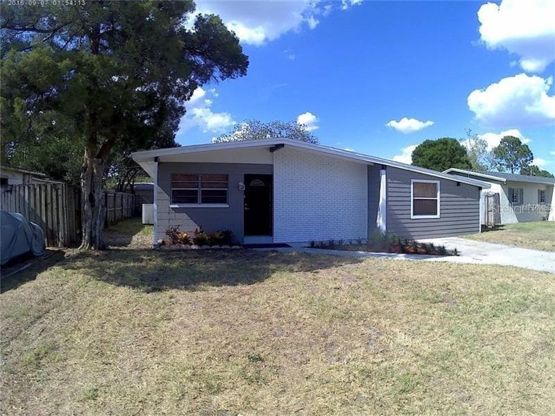 3611 W WALLACE AVENUE TAMPA, FL 33611