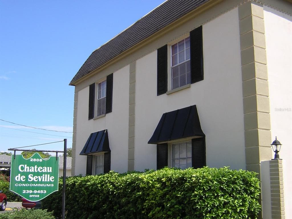 2808 W AZEELE STREET UNIT 205