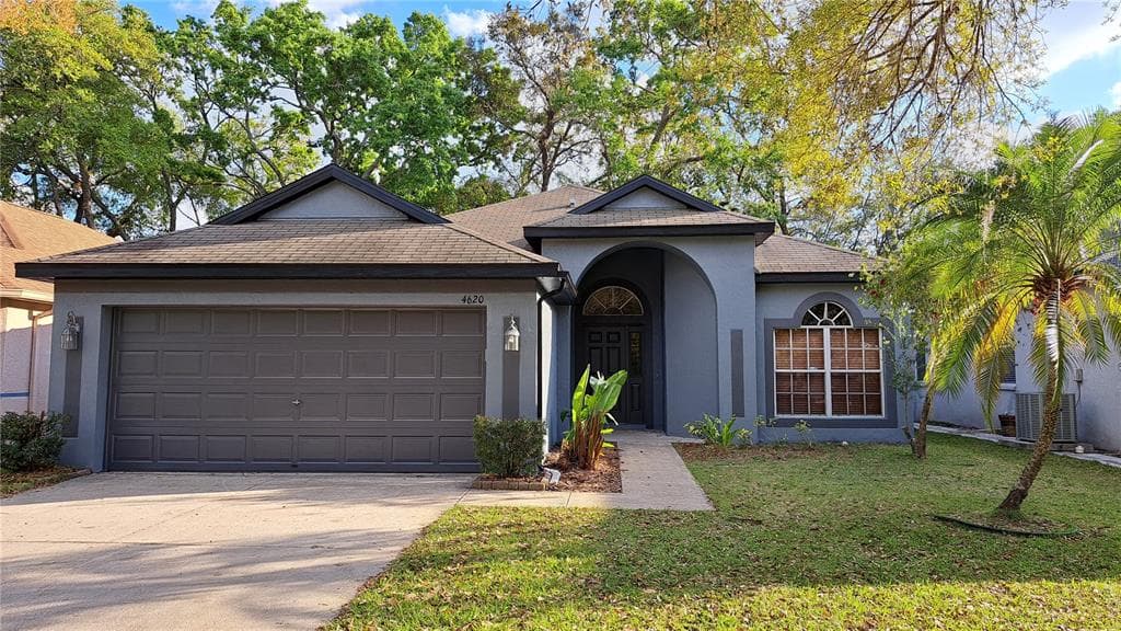 4620 WHISPERING WIND AVENUE TAMPA, FL 33614