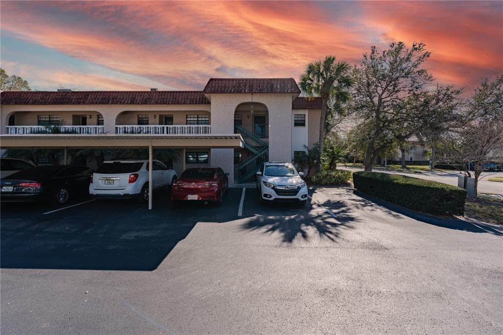 1753 BELLEAIR FOREST DRIVE UNIT D4
