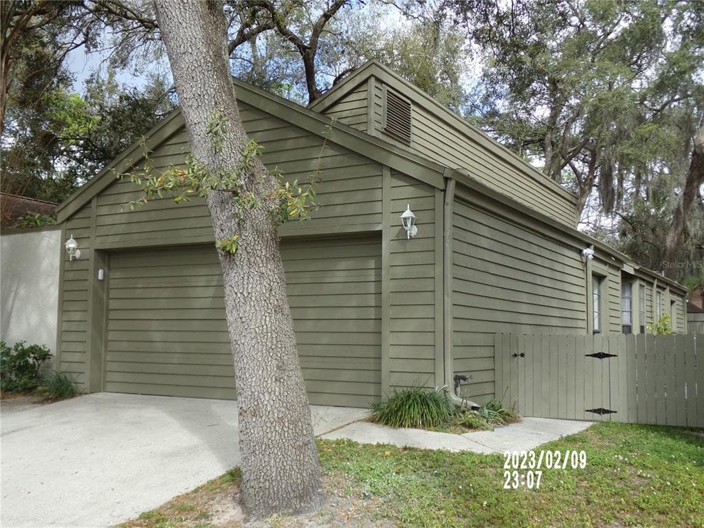 4404 OAK HARBOR DRIVE UNIT N/A TAMPA, FL 33613