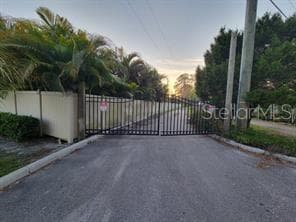 0000 MEMORIAL HIGHWAY TAMPA, FL 33635