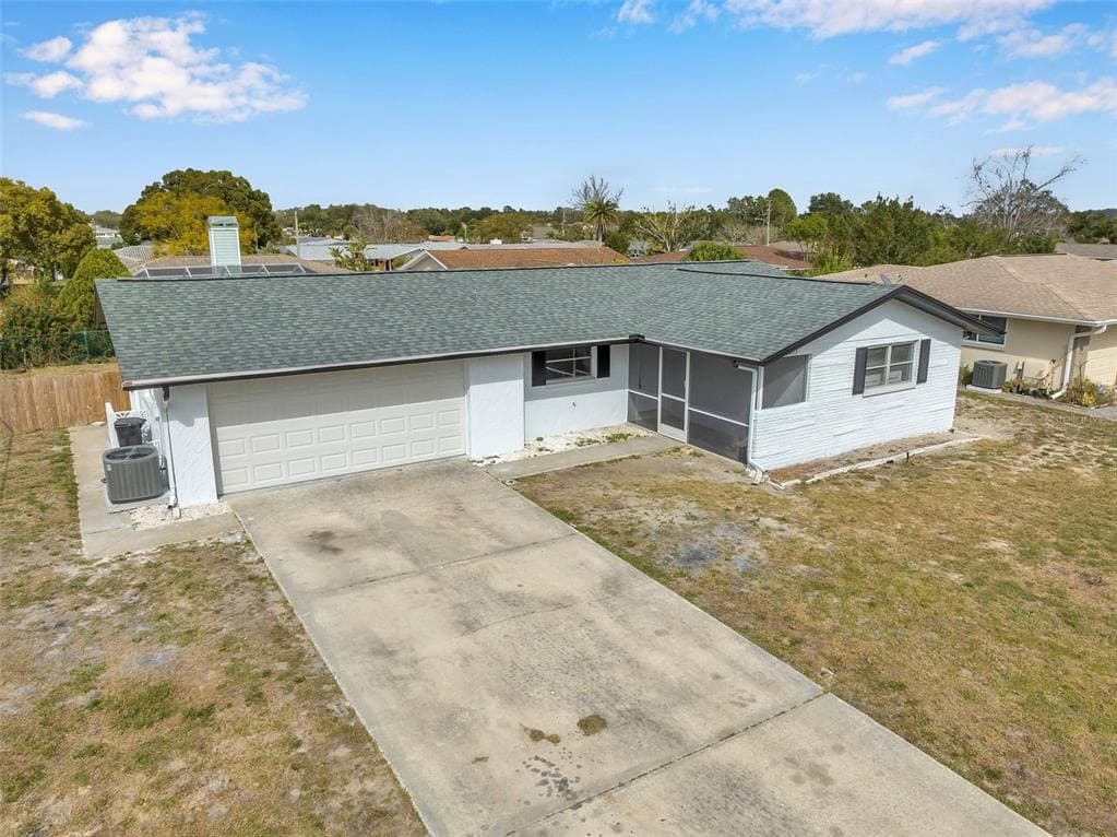 8013 VALMY LANE PORT RICHEY, FL 34668